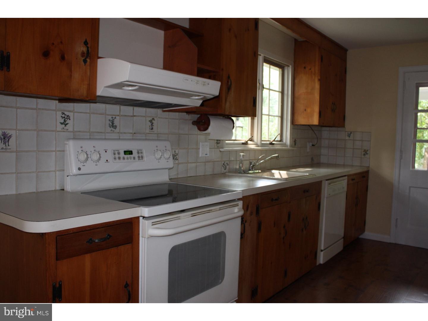 81 Steeplechase Road Devon, PA 19333 - Photo 7 of 24