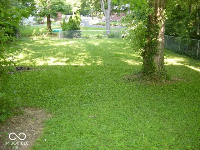 $2,150 | 6486 North Oxford Street, Indianapolis, IN 46220