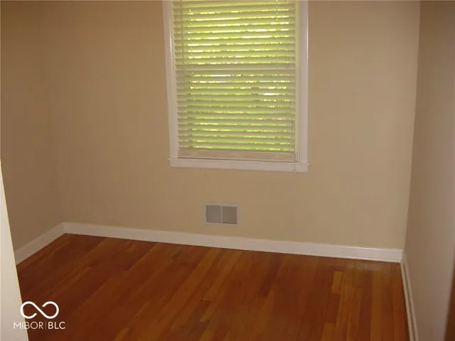 $2,150 | 6486 North Oxford Street, Indianapolis, IN 46220