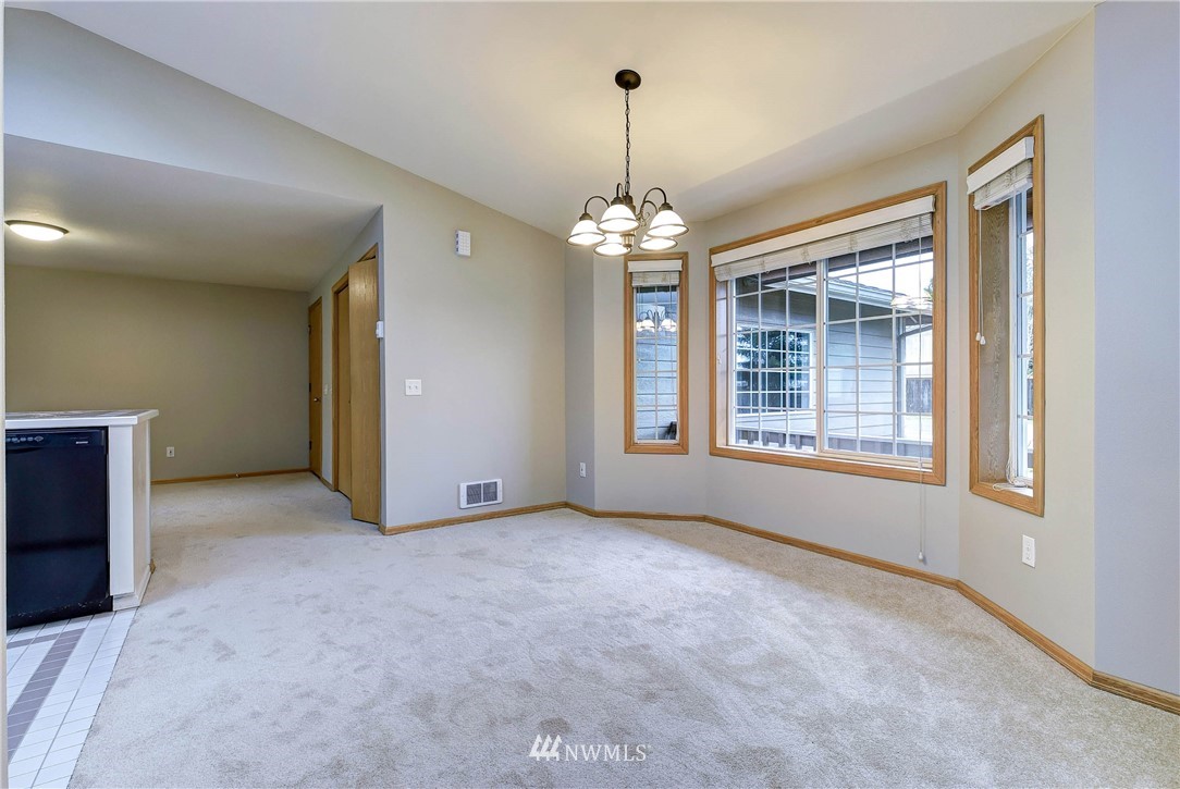 521 Logan Road Lynnwood, WA 98036 - Photo 22 of 40 Gallery Image 22