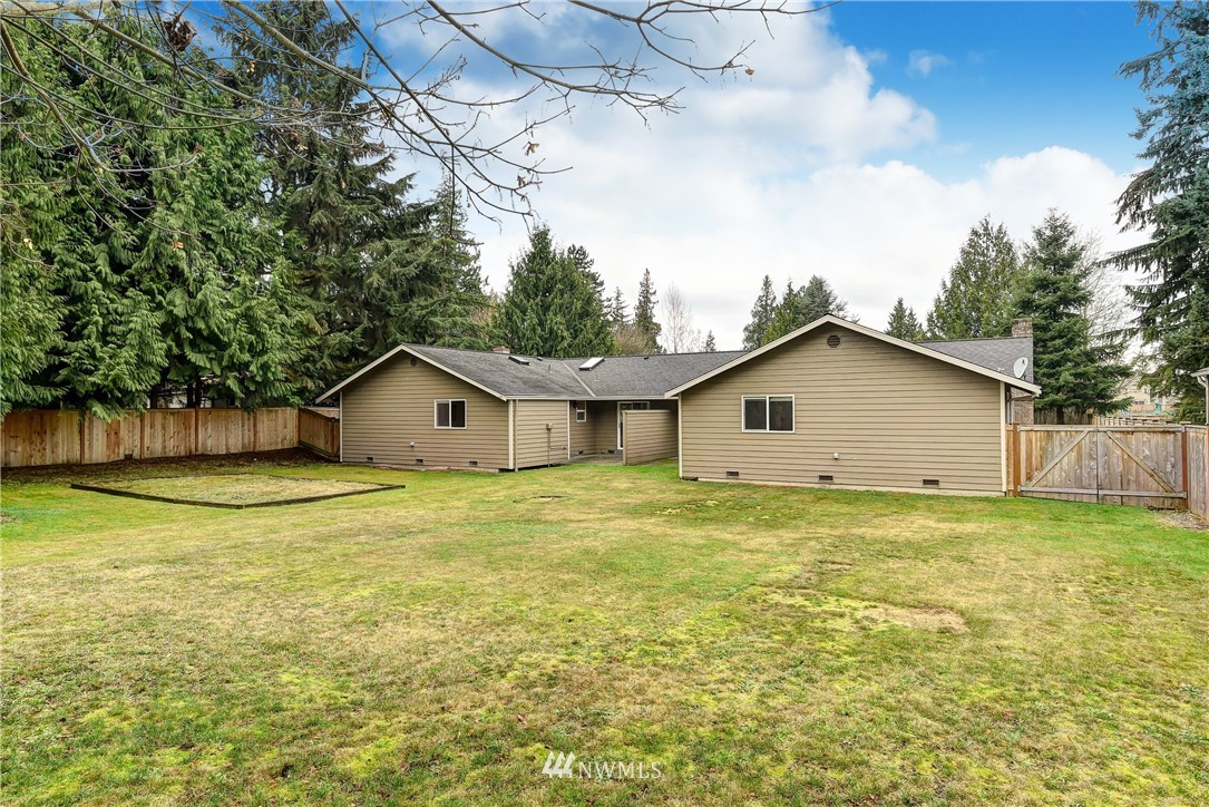 521 Logan Road Lynnwood, WA 98036 - Photo 34 of 40 Gallery Image 34