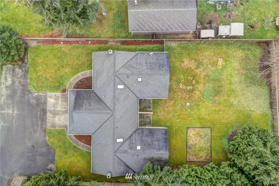 521 Logan Road Lynnwood, WA 98036 - Photo 35 of 40 Gallery Image 35