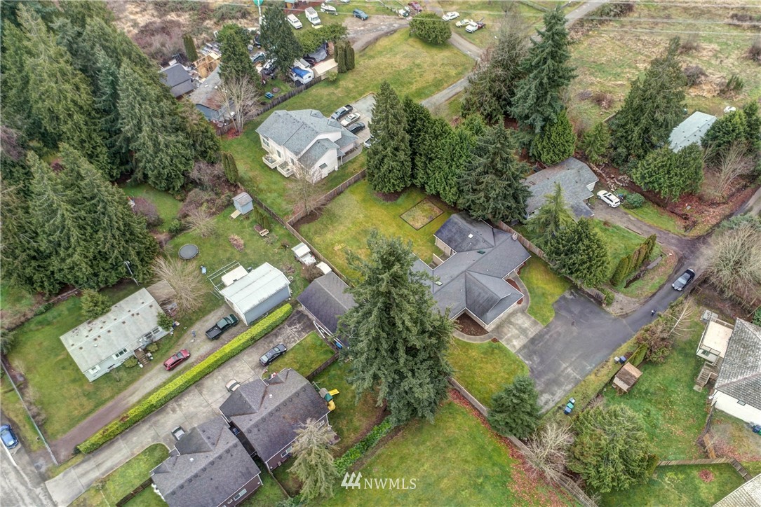 521 Logan Road Lynnwood, WA 98036 - Photo 36 of 40 Gallery Image 36