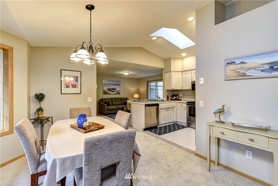 521 Logan Road Lynnwood, WA 98036 - Photo 10 of 40 Gallery Image 10