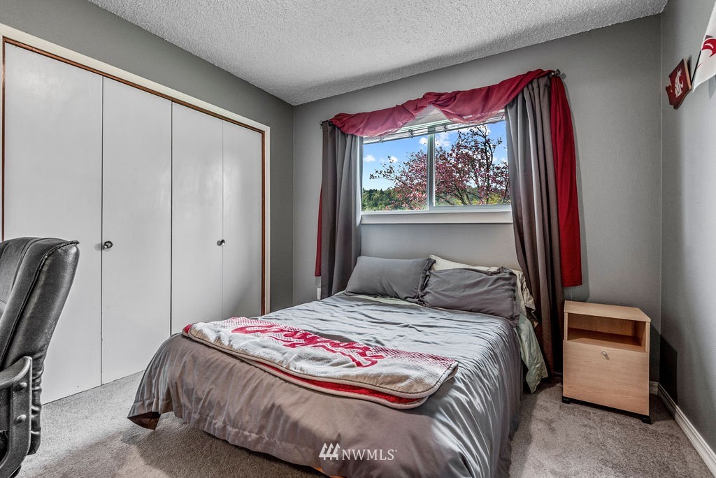 4634 Merlin Street Longview, WA 98632 - Photo 14 of 26 Gallery Image 14