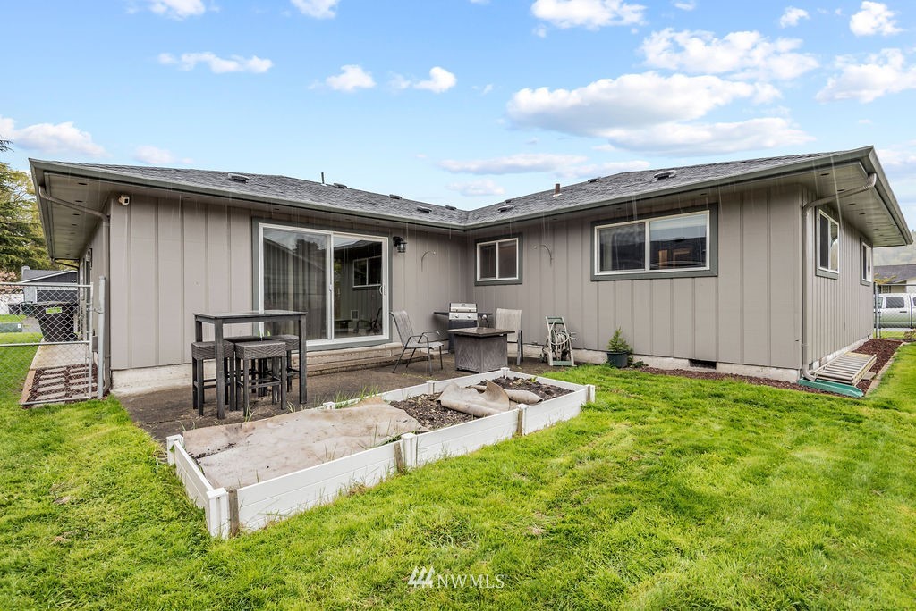 4634 Merlin Street Longview, WA 98632 - Photo 24 of 26 Gallery Image 24