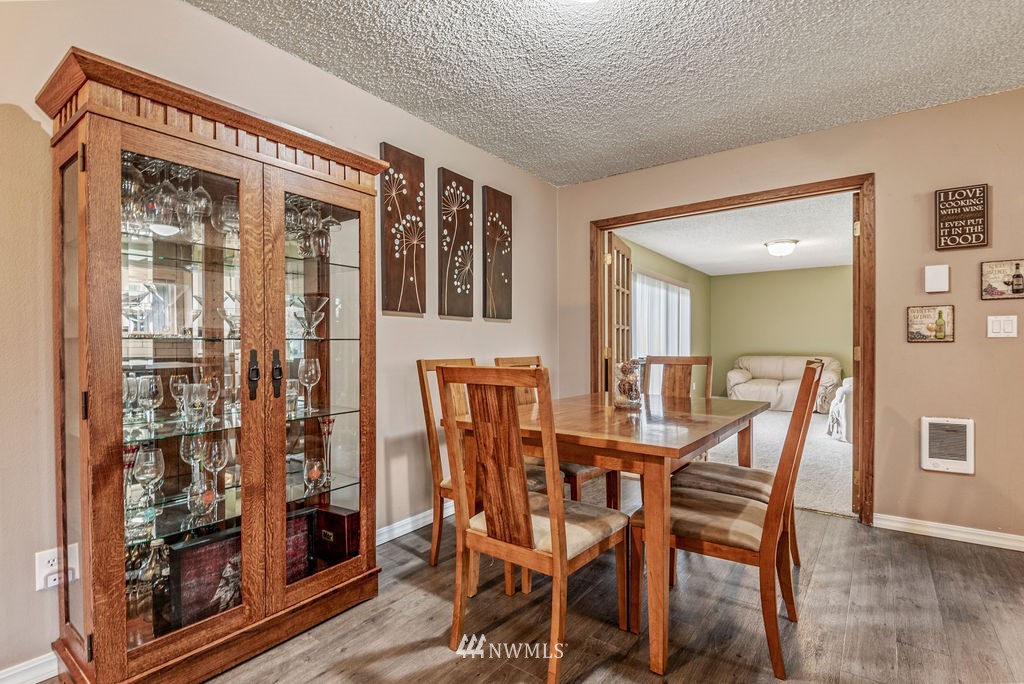 4634 Merlin Street Longview, WA 98632 - Photo 9 of 26 Gallery Image 9
