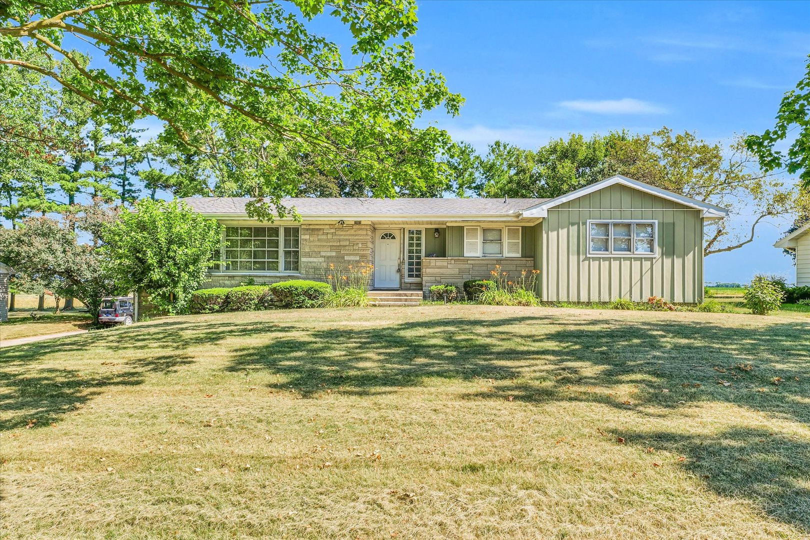 312 East 3rd Street Melvin, IL 60952 - Photo 1 of 22 Gallery Image 1