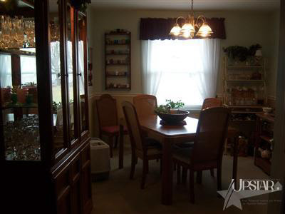 407 James Street Butler, IN 46721 - Photo 7 of 22