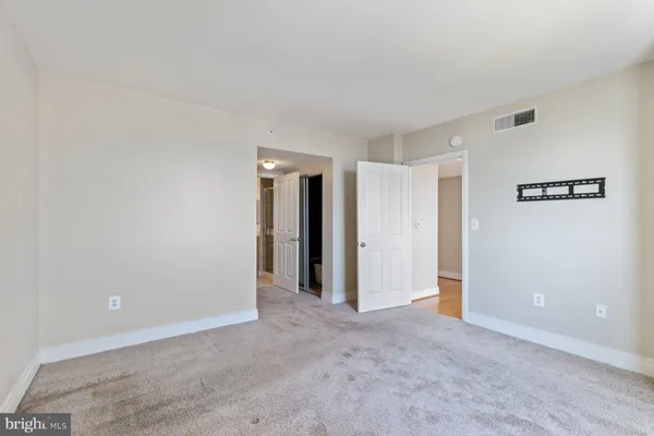 $2,600 | 414 Water Street, Unit 2512, Baltimore, MD 21202