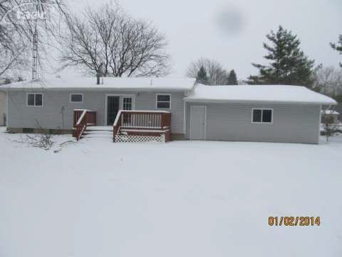 7132 Sharp Road Swartz Creek, MI 48473 - Photo 2 of 10 20390947-1.JPG