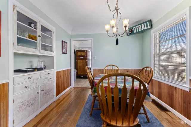 $335,000 | 184 Taylor Street, Twin Falls, ID 83301