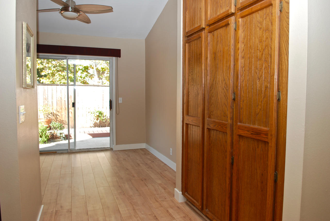 6004 Berkeley Road Goleta, CA 93117 - Photo 5 of 20 Pantry-Hall