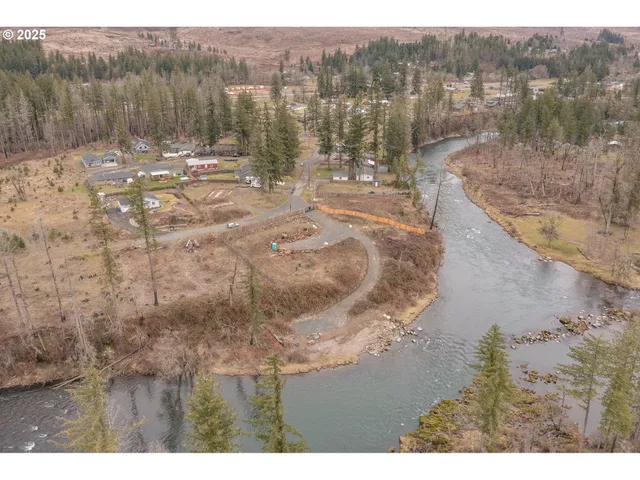 $649,000 | 241 Dogwood Drive, Gates, OR 97346