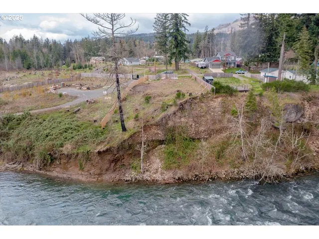 $649,000 | 241 Dogwood Drive, Gates, OR 97346