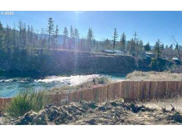 $649,000 | 241 Dogwood Drive, Gates, OR 97346