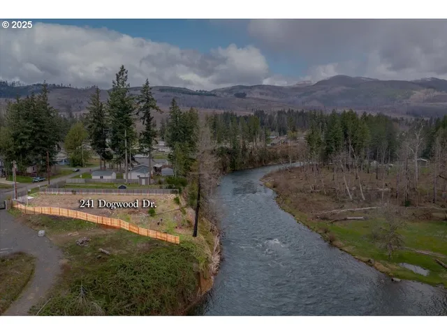 $649,000 | 241 Dogwood Drive, Gates, OR 97346