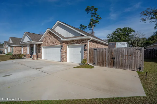 $399,911 | 7006 Crawford Drive, Long Beach, MS 39560