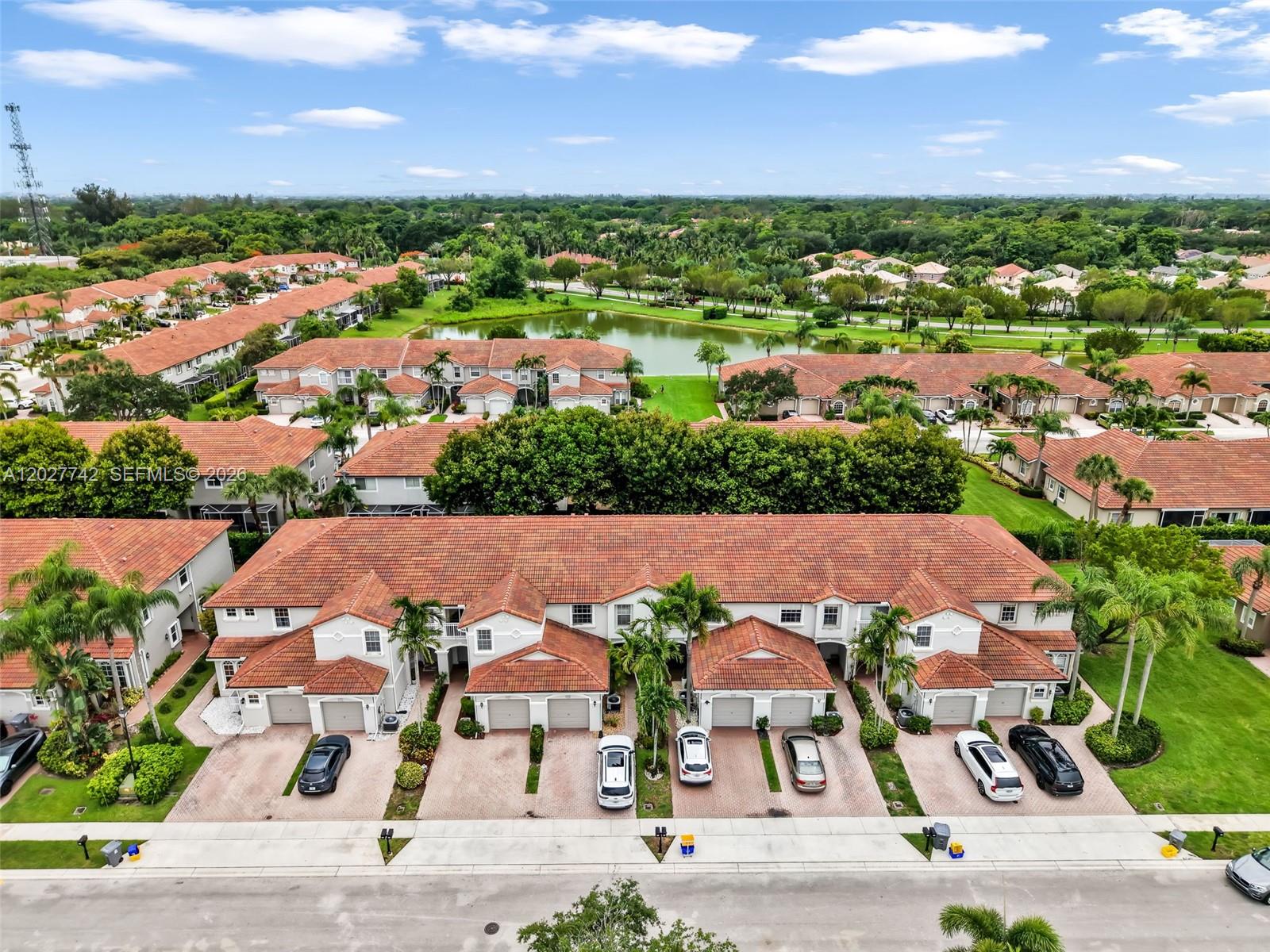 8320 Vía Serena Boca Raton, FL 33433 - Photo 7 of 44