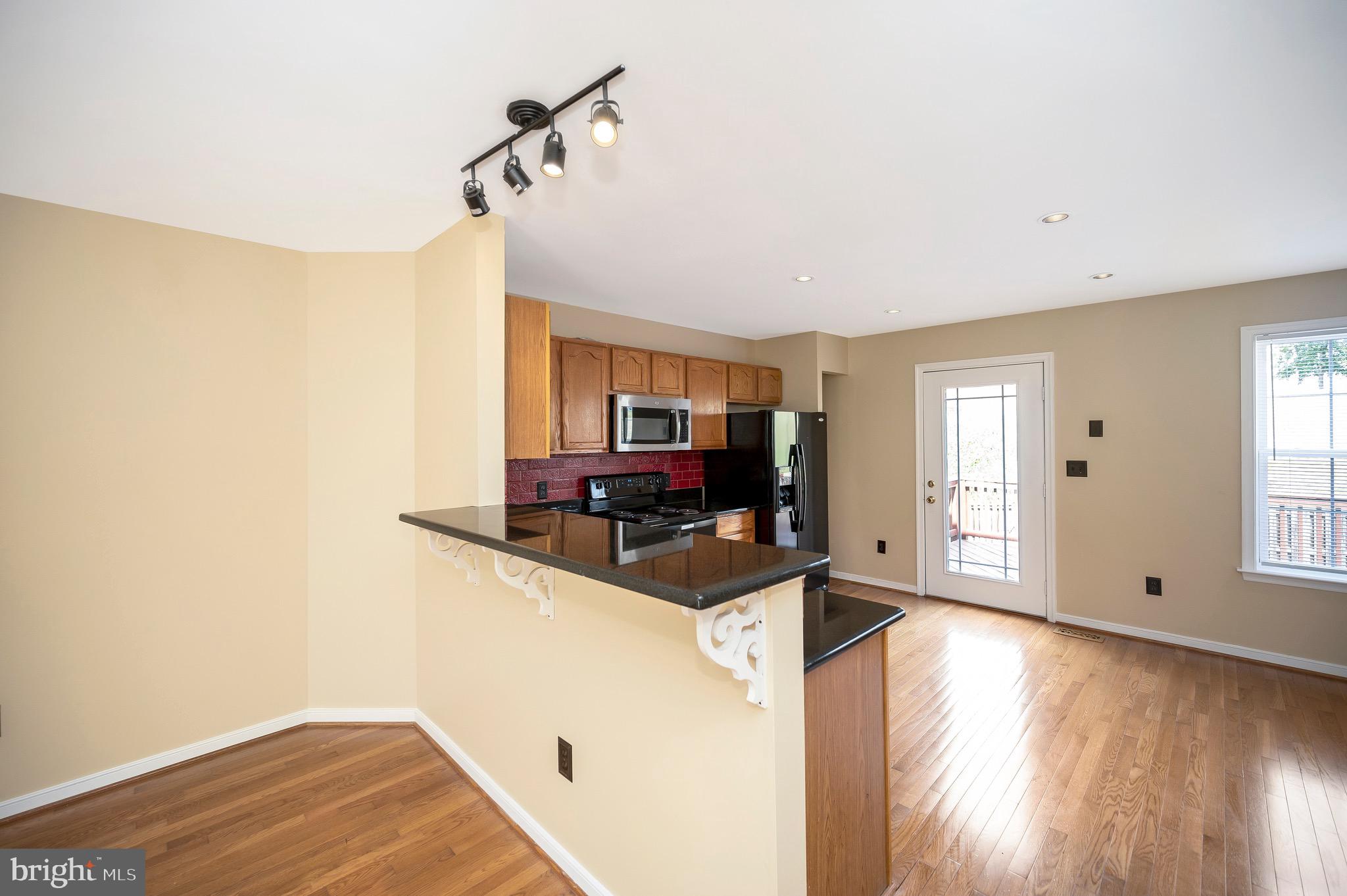 303 Donelson Loop Stafford, VA 22554 - Photo 29 of 50 Eating bar area