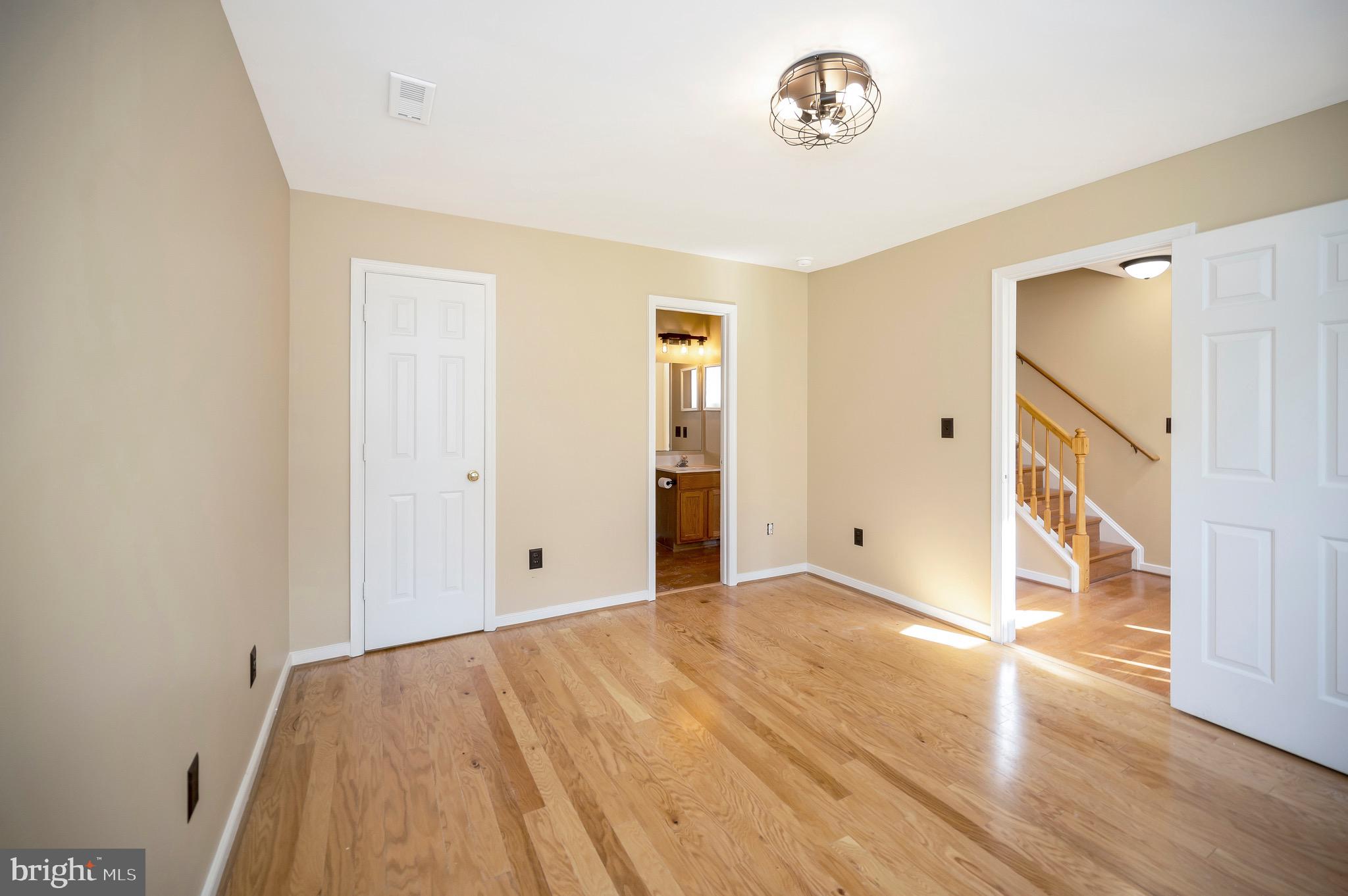 303 Donelson Loop Stafford, VA 22554 - Photo 6 of 50 Main Level bedroom with access to full bath