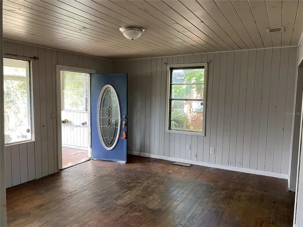 $950 | 2604 Commonwealth Avenue, Jacksonville, FL 32254