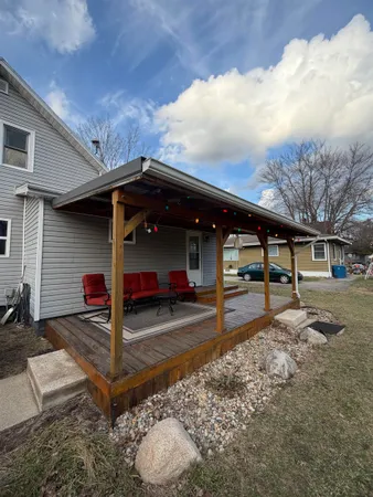 $239,000 | 909 Illinois Street, Walkerton, IN 46574
