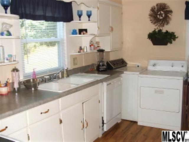 4179 Lower Cedar Valley Road Hudson, NC 28638 - Photo 4 of 15