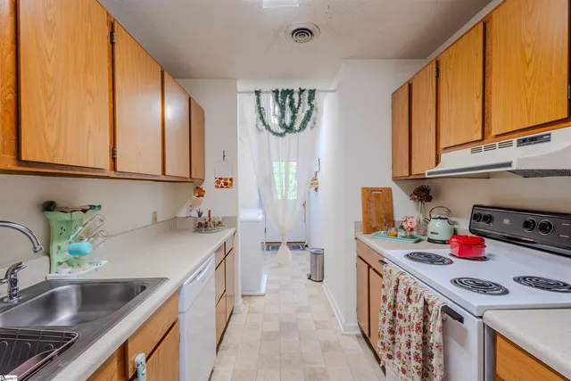 $335,000 | 1901 Old Mountain Creek Road, Greenville, SC 29609