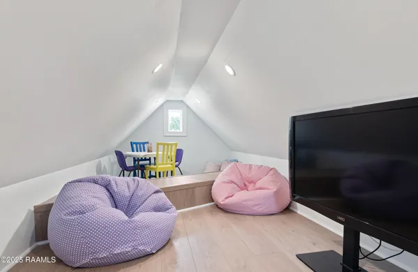 $1,224,000 | 107 Llansfair Drive, Lafayette, LA 70503