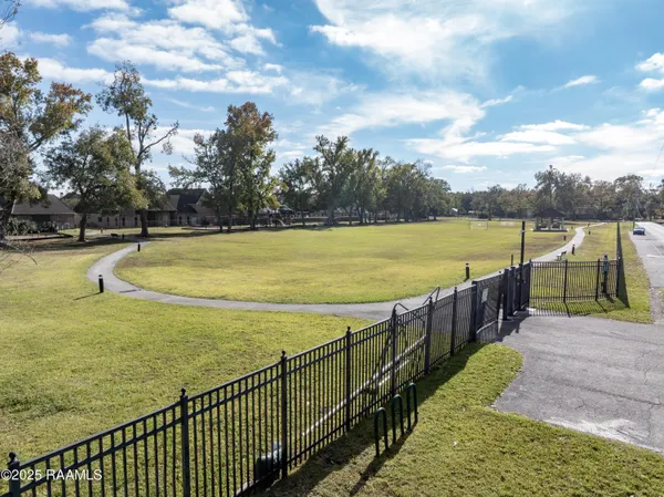 $1,224,000 | 107 Llansfair Drive, Lafayette, LA 70503