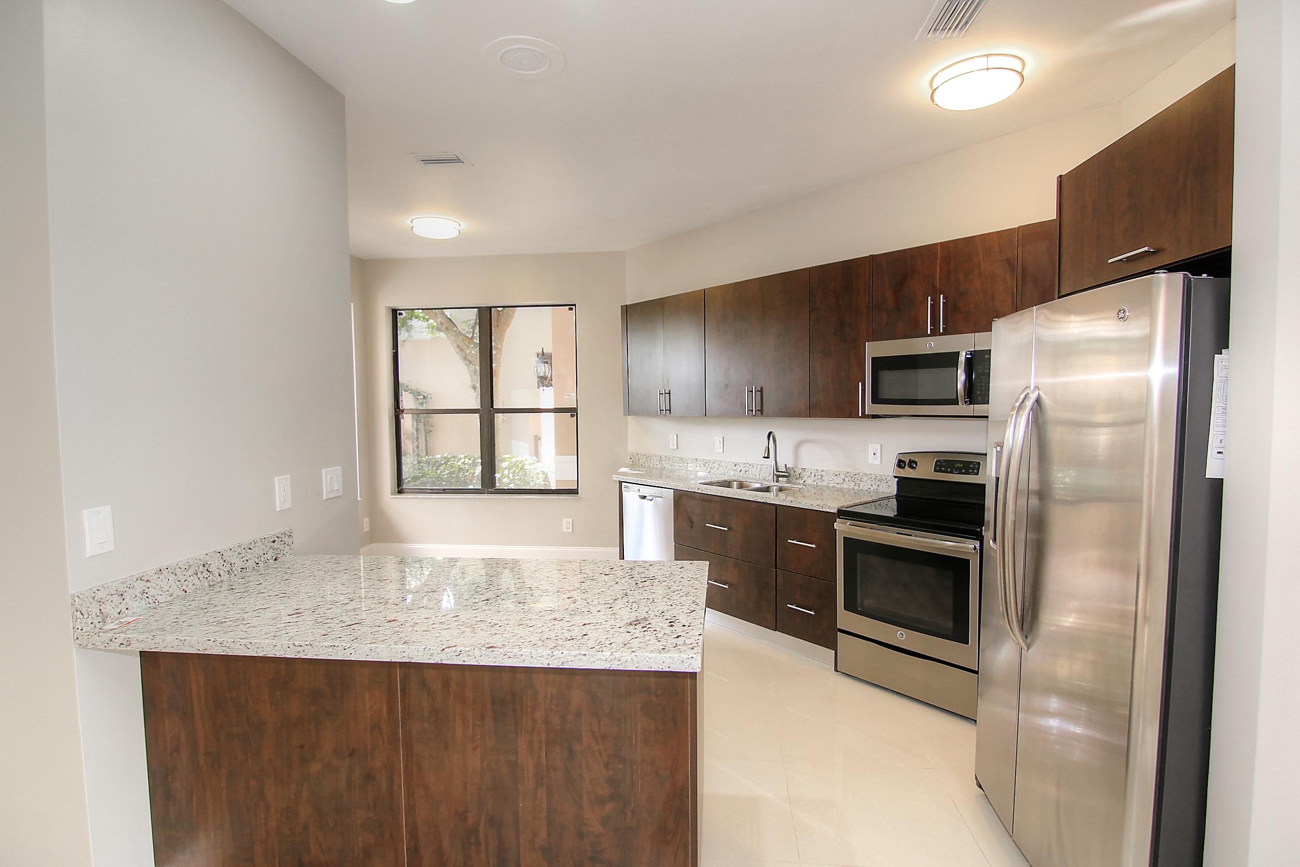 17172 Ryton Lane Boca Raton, FL 33496 - Photo 5 of 16 IMG_8075