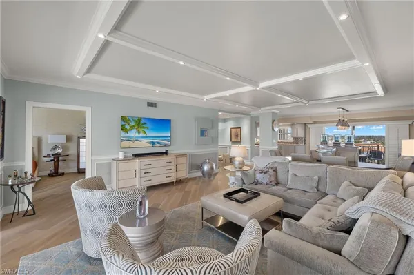 $2,699,000 | 2901 Gulf Shore Boulevard North, Unit 701S, Naples, FL 34103