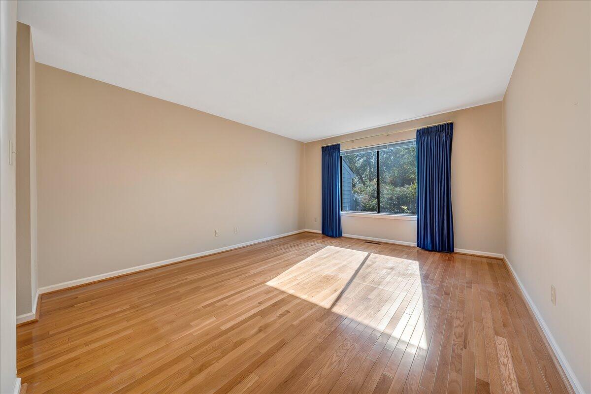 2405 South Clearing Road Salem, VA 24153 - Photo 17 of 38 Bedroom 1