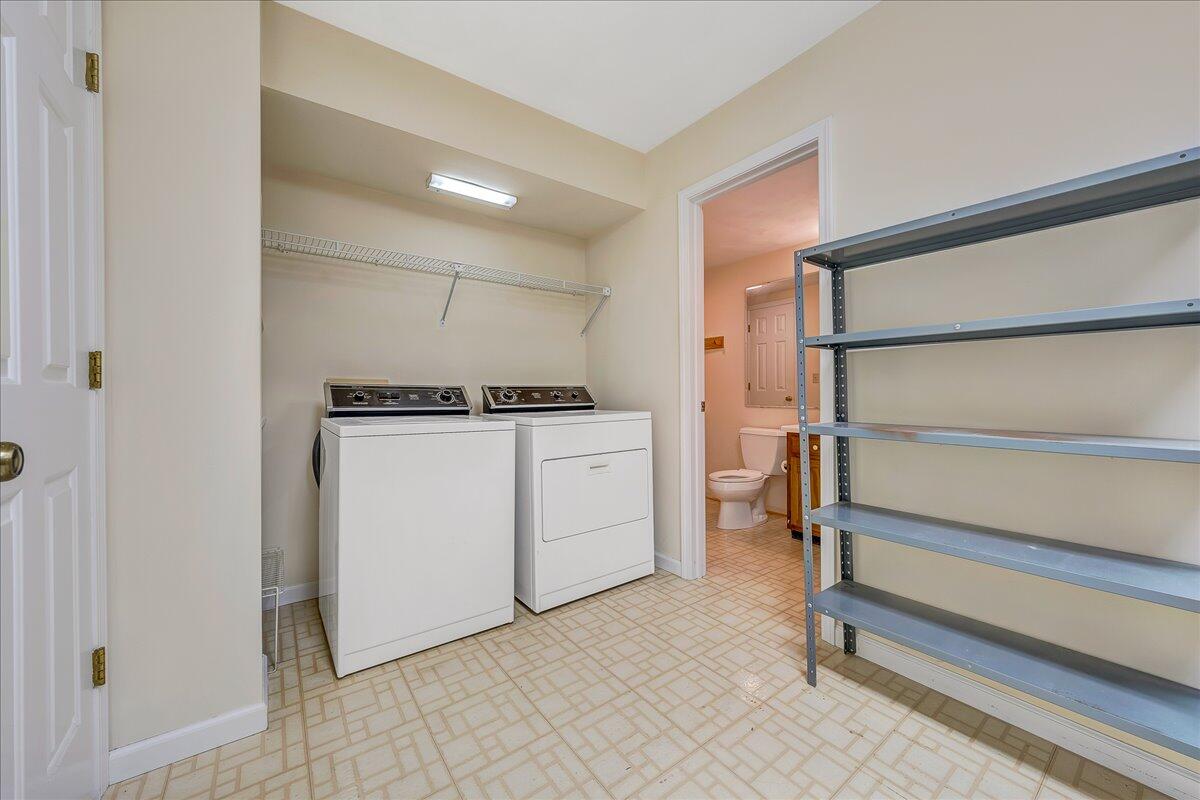 2405 South Clearing Road Salem, VA 24153 - Photo 31 of 38 38-D R E A M-3866