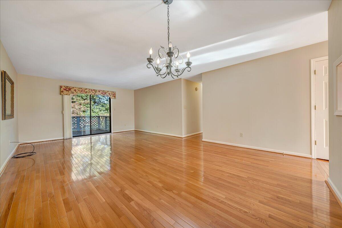 2405 South Clearing Road Salem, VA 24153 - Photo 5 of 38 Living room and dining area combo