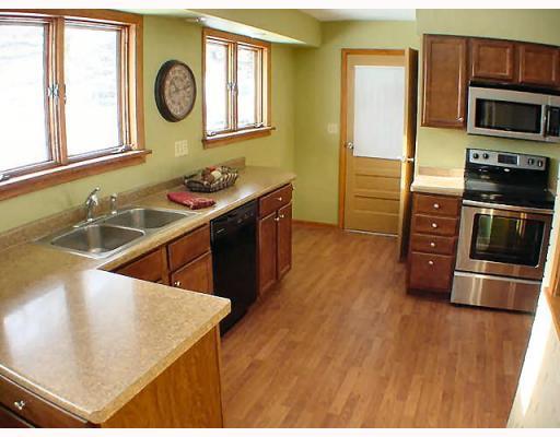 29 Barbara Road Latrobe, PA 15650 - Photo 6 of 12 Kitchen.