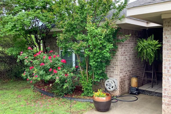 $265,000 | 2409 West Walker Street, Denison, TX 75020