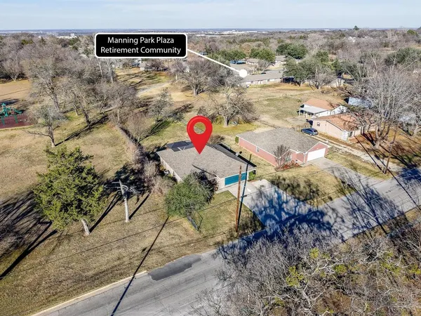 $265,000 | 2409 West Walker Street, Denison, TX 75020