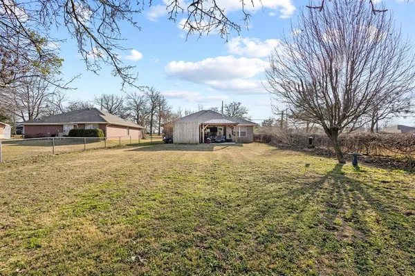 $265,000 | 2409 West Walker Street, Denison, TX 75020