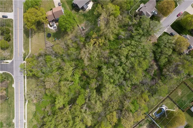 $525,000 | W West 48th Street, Shawnee, KS 66216