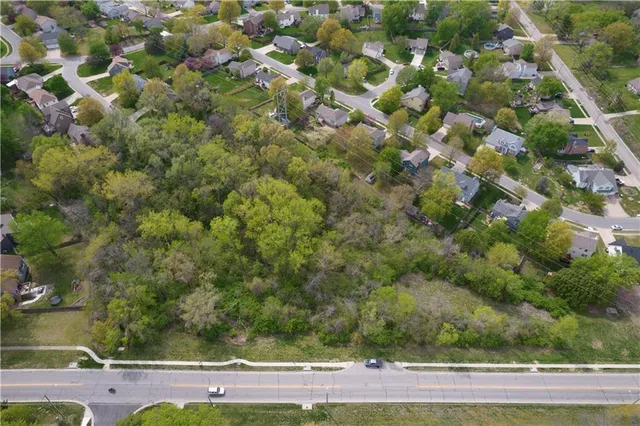 $525,000 | W West 48th Street, Shawnee, KS 66216