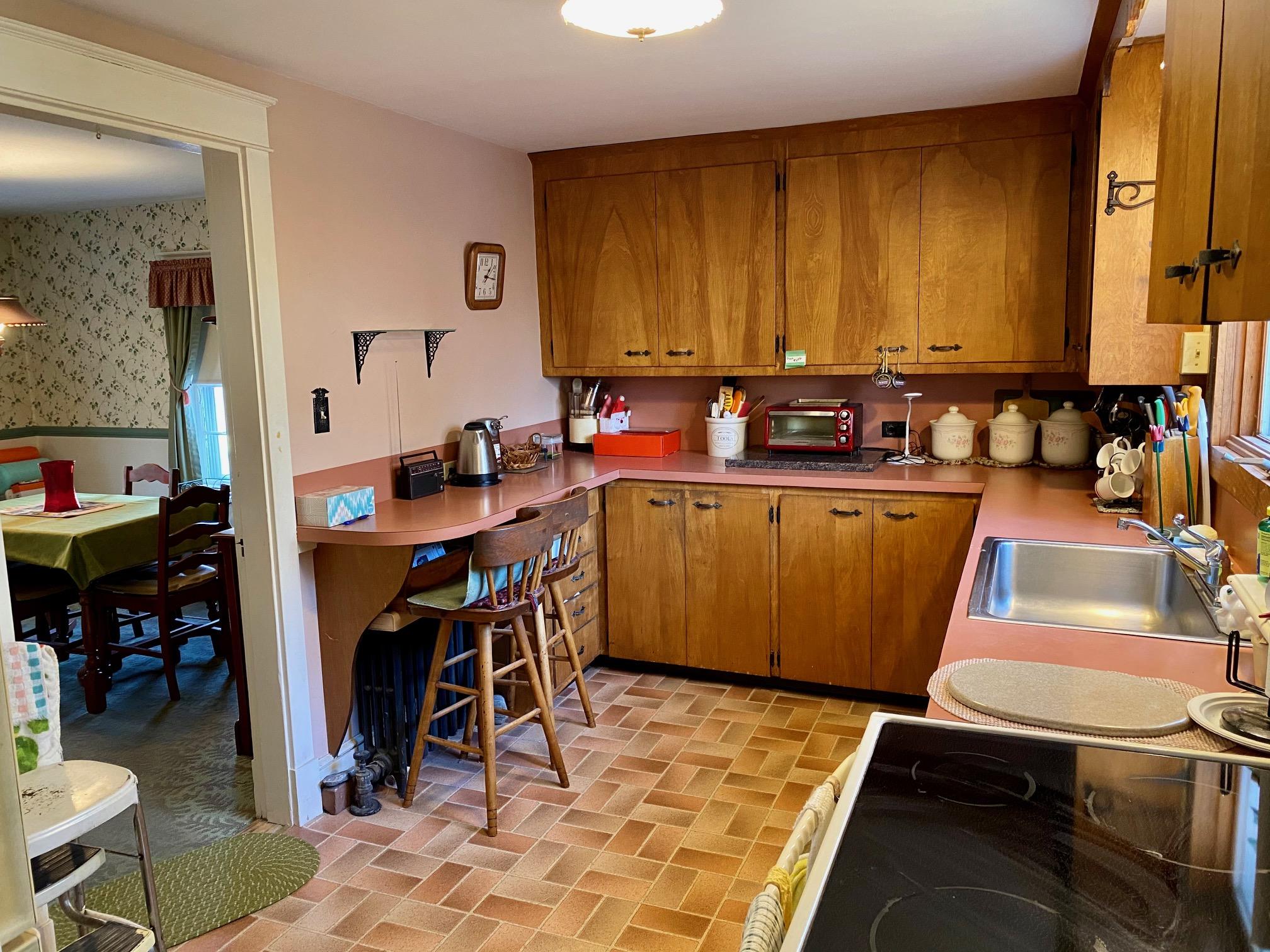 27 Byfield Road Portland, ME 04103 - Photo 16 of 35 IMG_2035
