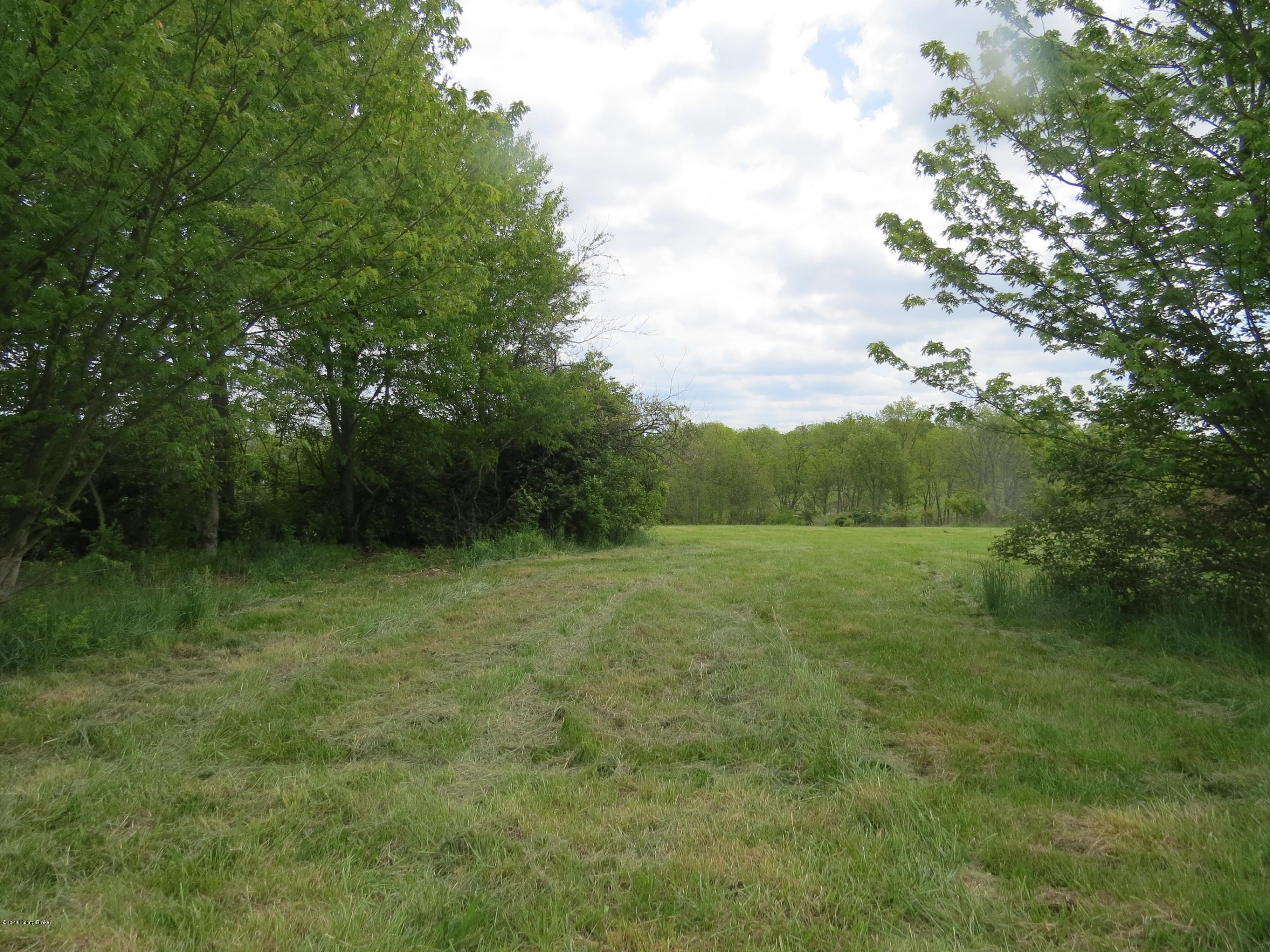 2694 Jackson Road Eminence, KY 40019 - Photo 20 of 39 toward rear