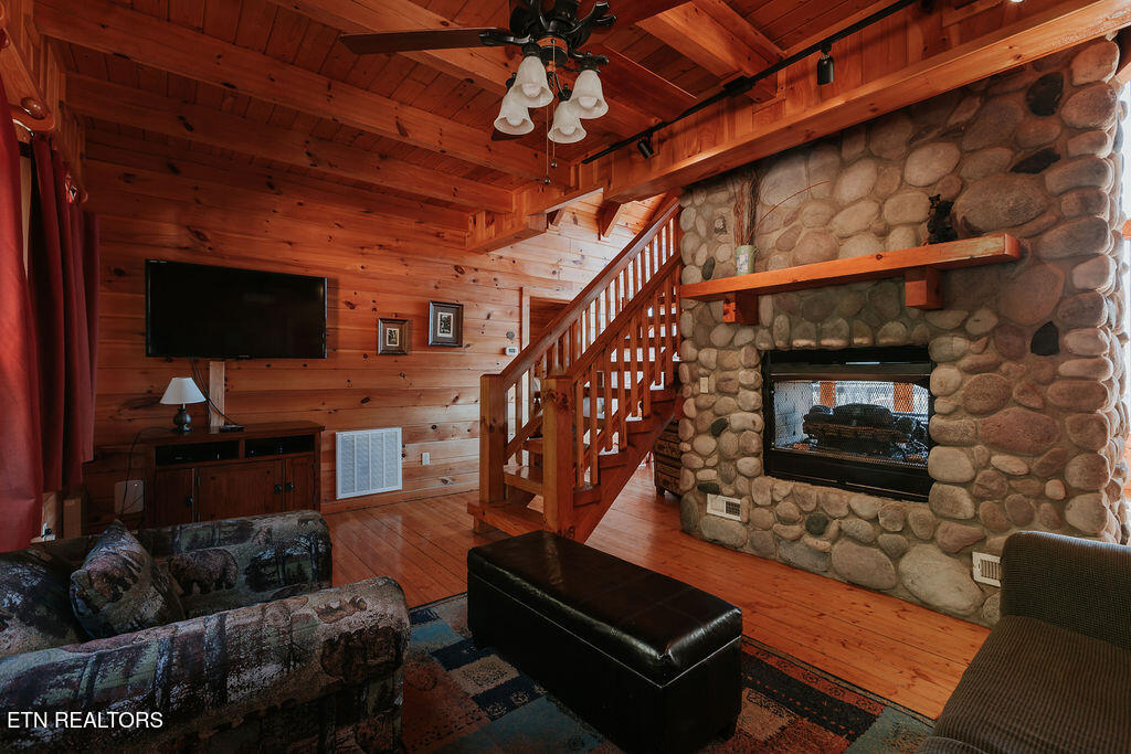 769 Cartertown Road Gatlinburg, TN 37738 - Photo 10 of 54 ET5A5571