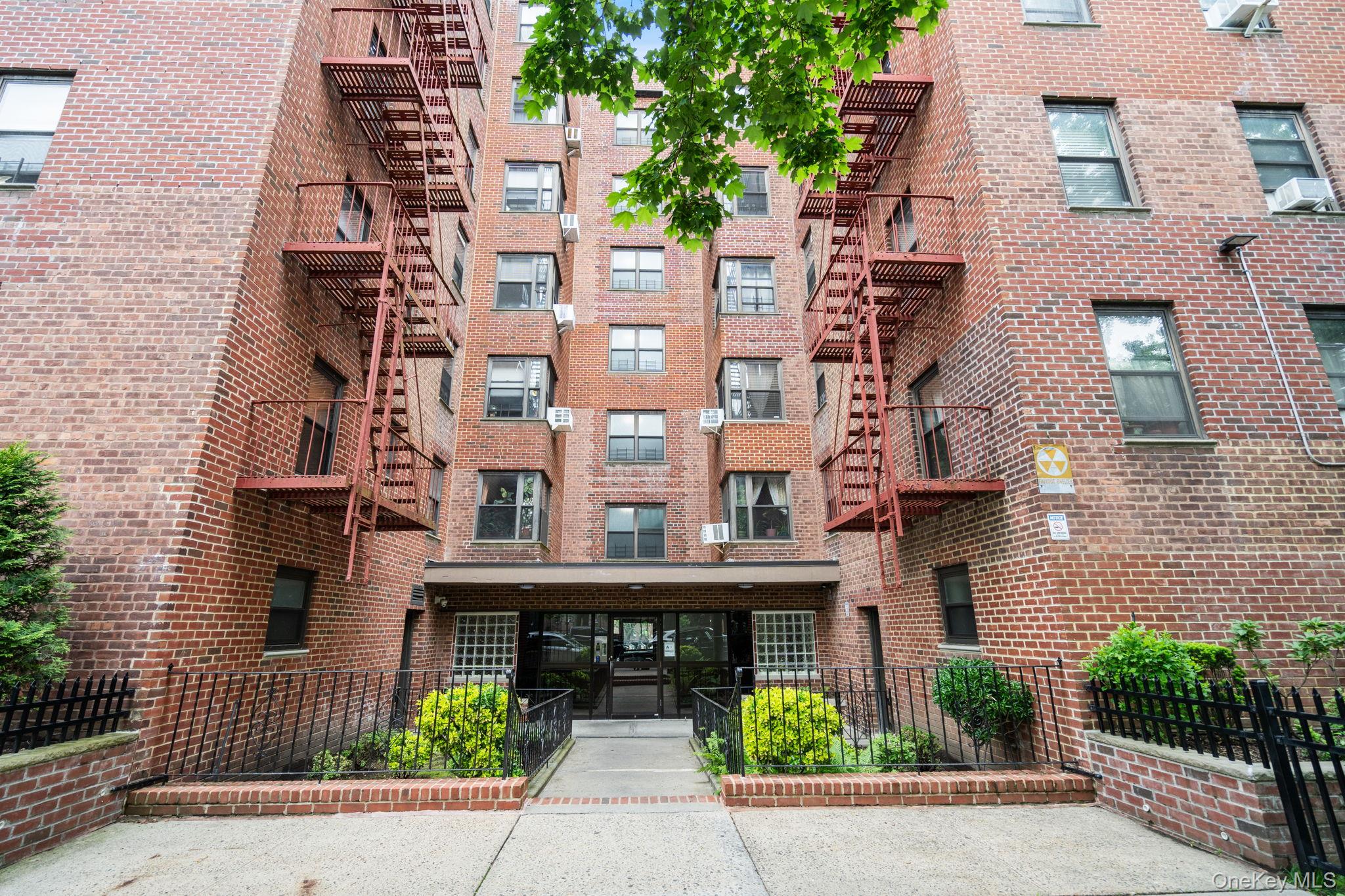 32-40 89th Street, Unit C409 Queens, NY 11369 - Photo 31 of 32