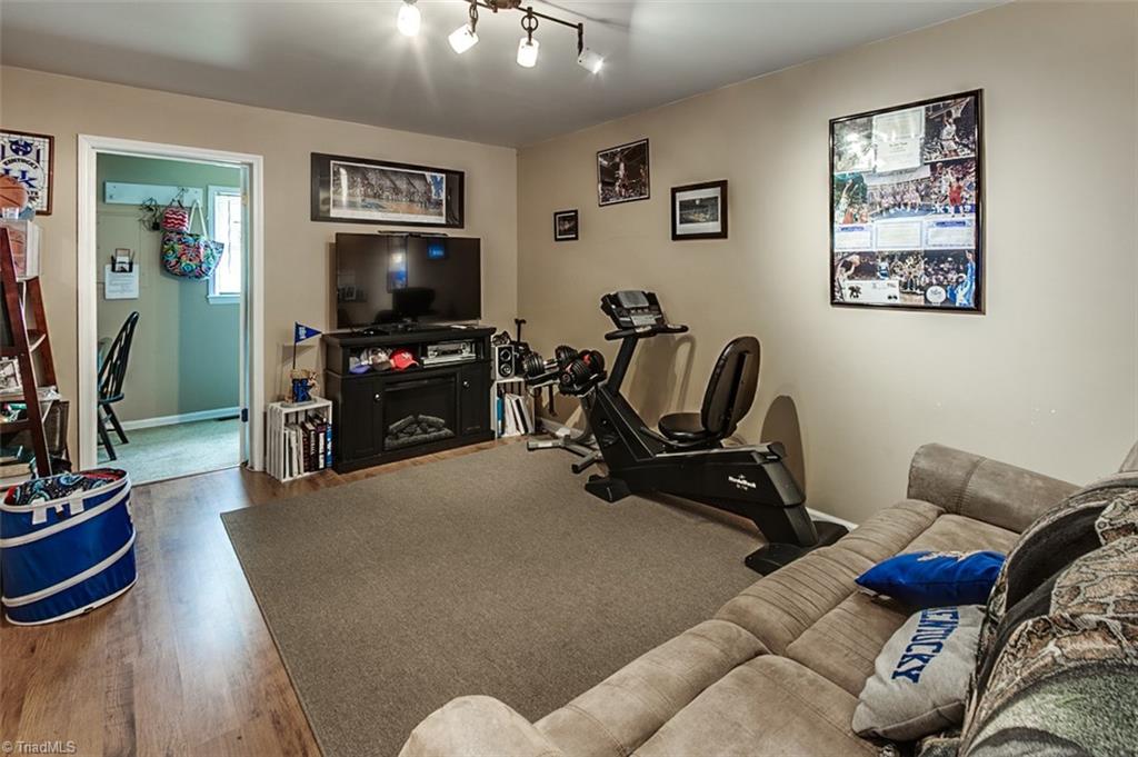 3889 Cresent Avenue Trinity, NC 27370 - Photo 12 of 25 Bonus Room