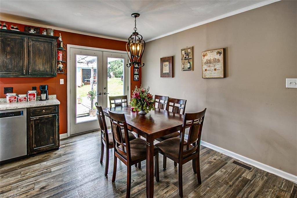 3889 Cresent Avenue Trinity, NC 27370 - Photo 6 of 25 Eat-in kitchen with new vinyl flooring