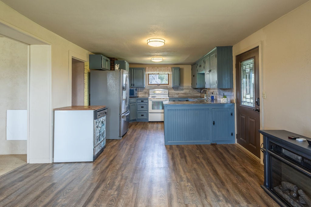 2032 Middle Bear Creek Road Victor, MT 59875 - Photo 9 of 66 Gallery Image 9