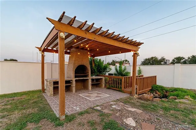 a garden with lots of trees